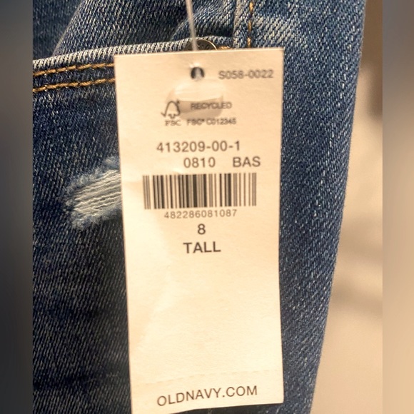 NWT Distressed skinny jeans Size 8 - Picture 5 of 9